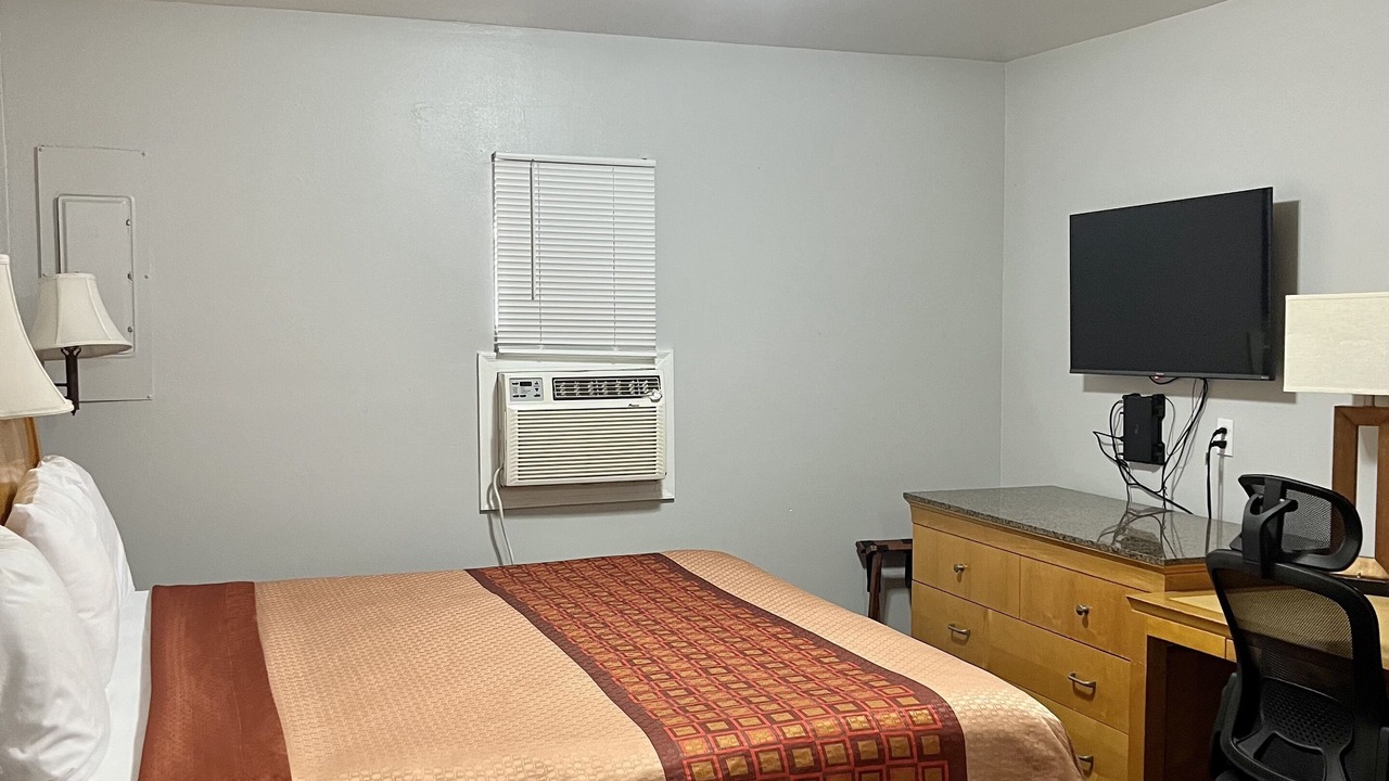 Photo of Bedroom in Keokuk