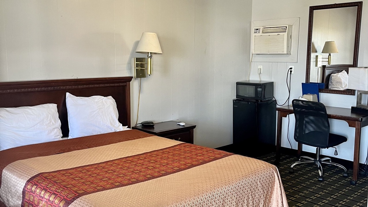 Photo of Bedroom in Keokuk