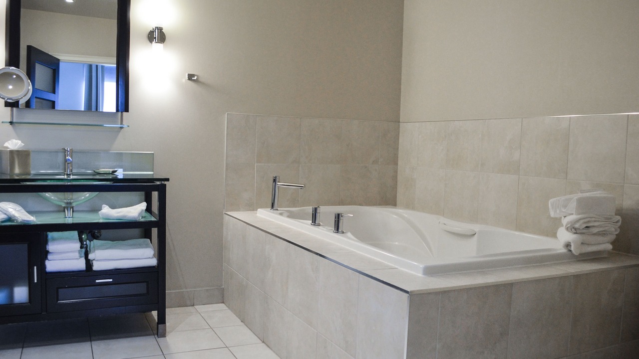 Photo of Bathroom in Niagara Falls