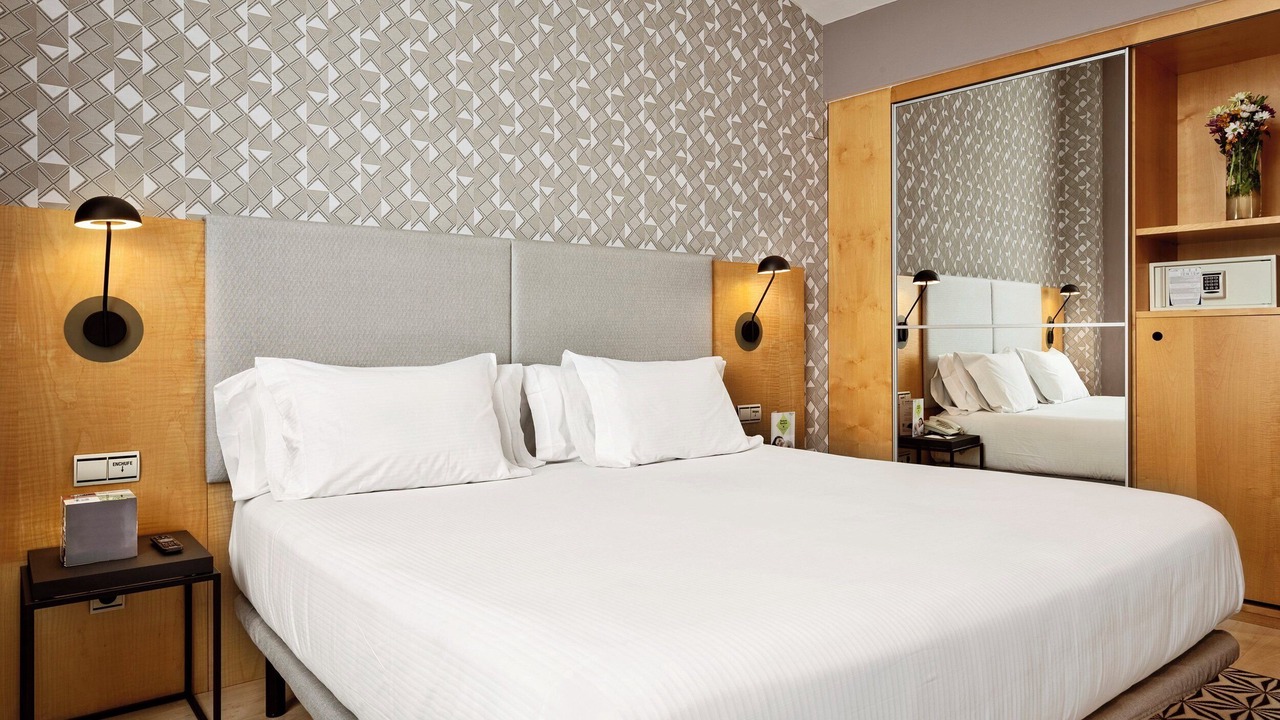 Photo of Bedroom in Logrono Historic Centre