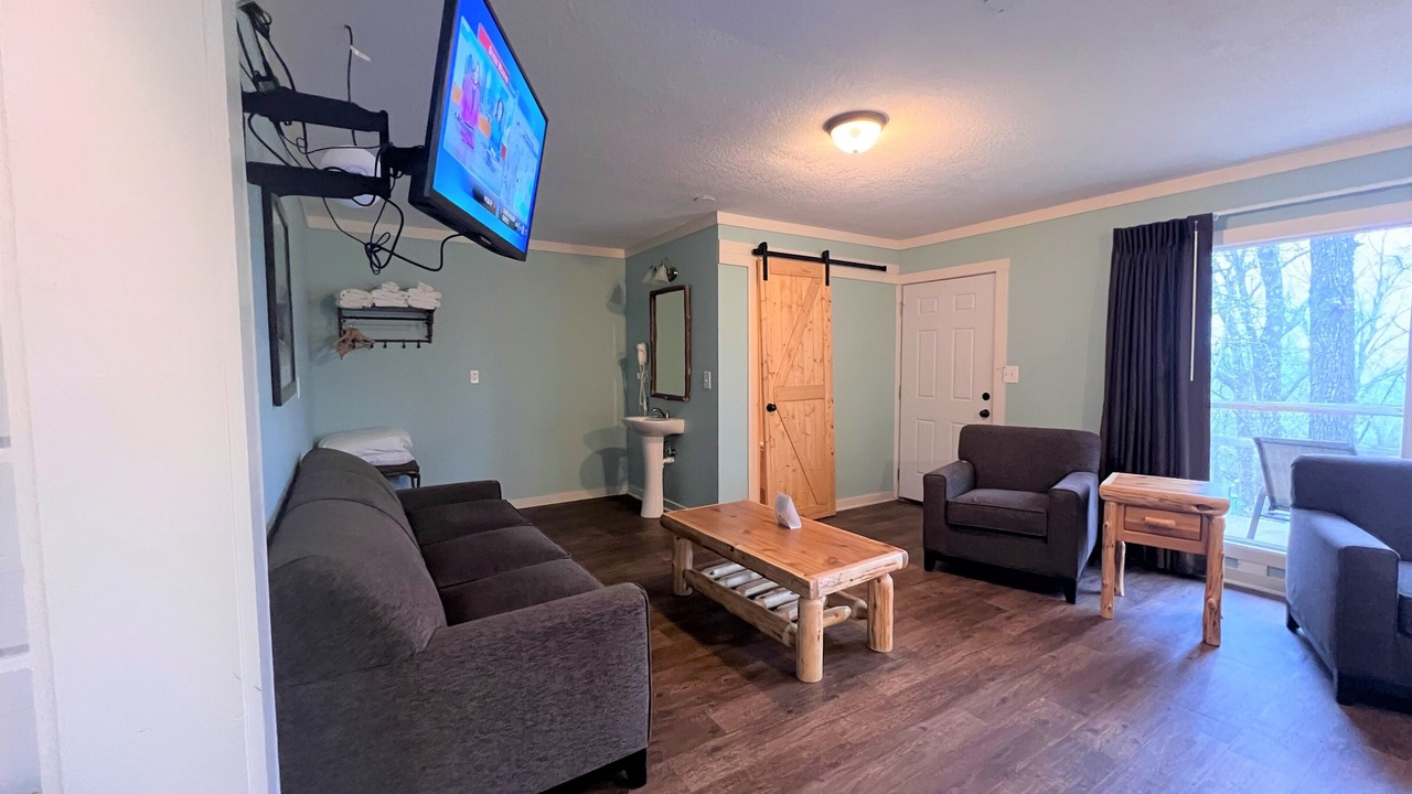 Photo of Bedroom in Warm Springs