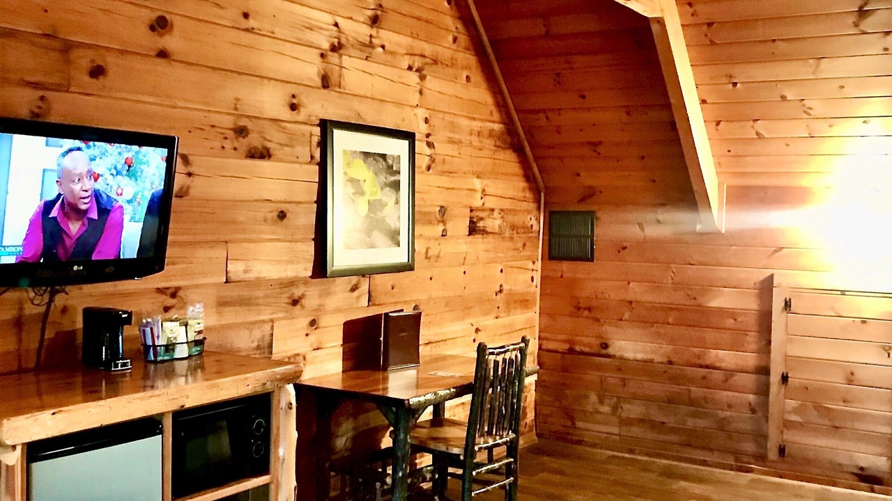 Photo of Bedroom in Warm Springs