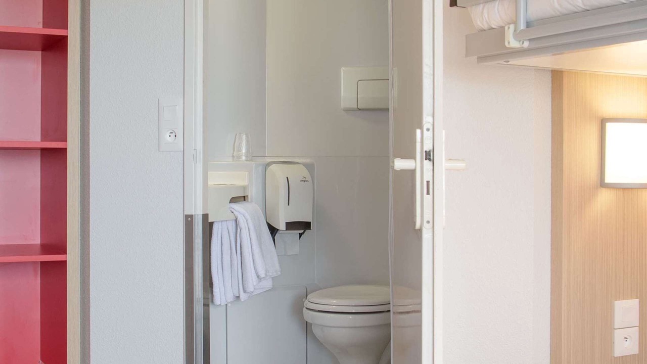 Photo of Bathroom in Saint-Sebastien-sur-Loire