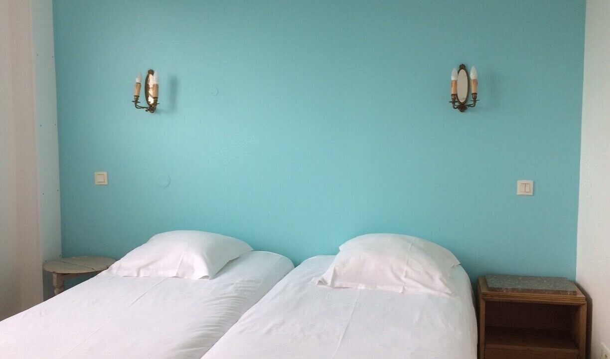 Photo of Bedroom in Calais City Center