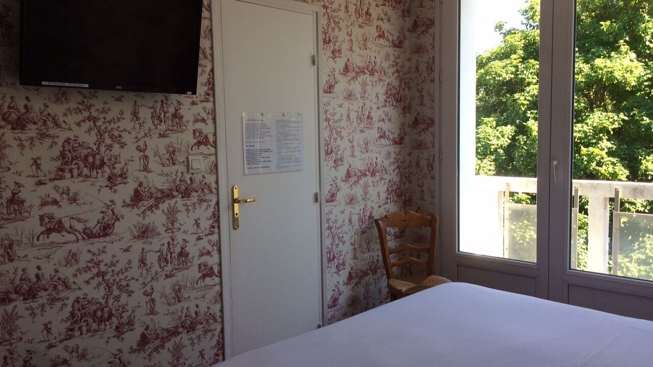 Photo of Bedroom in Calais City Center