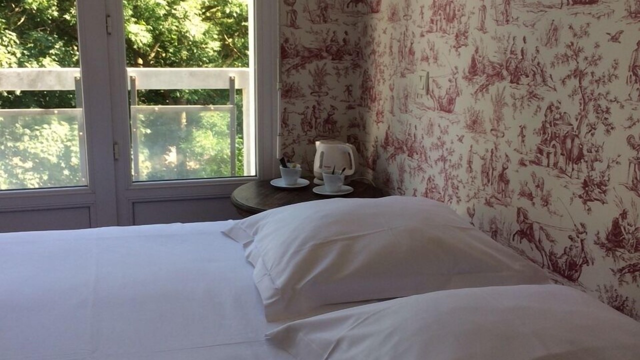 Photo of Bedroom in Calais City Center