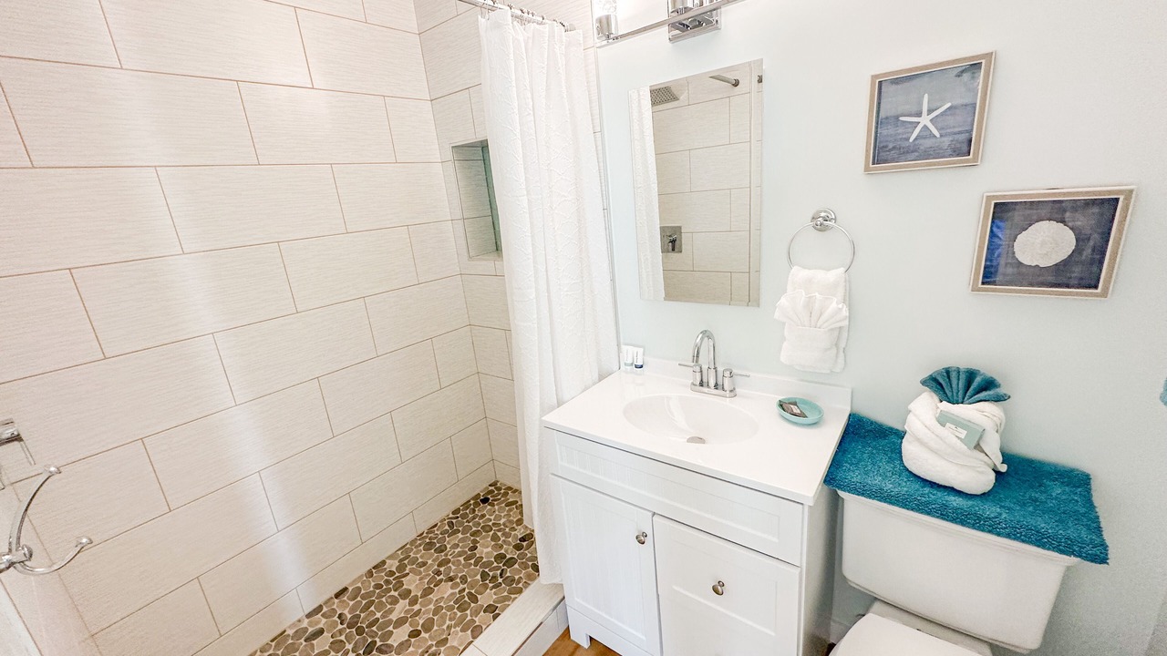 Photo of Bathroom in Englewood