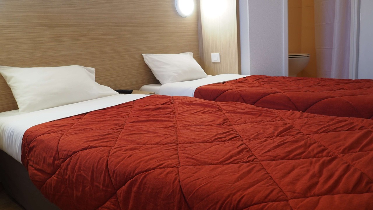 Photo of Bedroom in Saint-Lambert-des-Levees