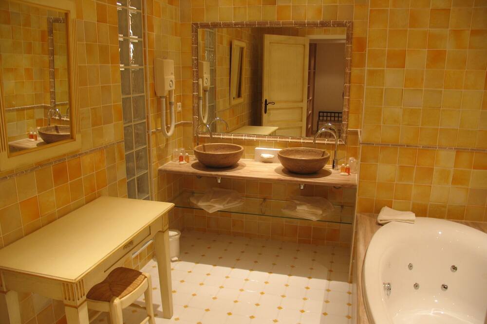 Photo of Bathroom in Valbonne