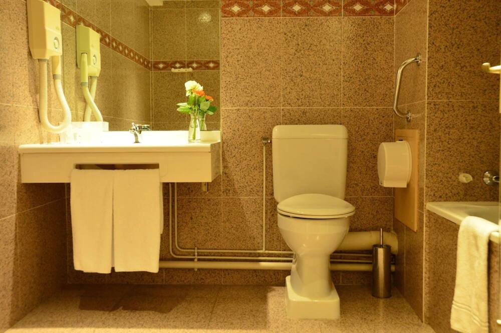 Photo of Bathroom in Valbonne