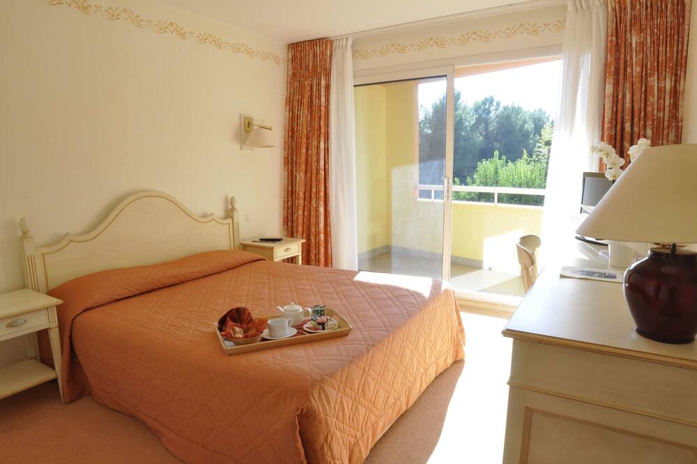 Photo of Bedroom in Valbonne