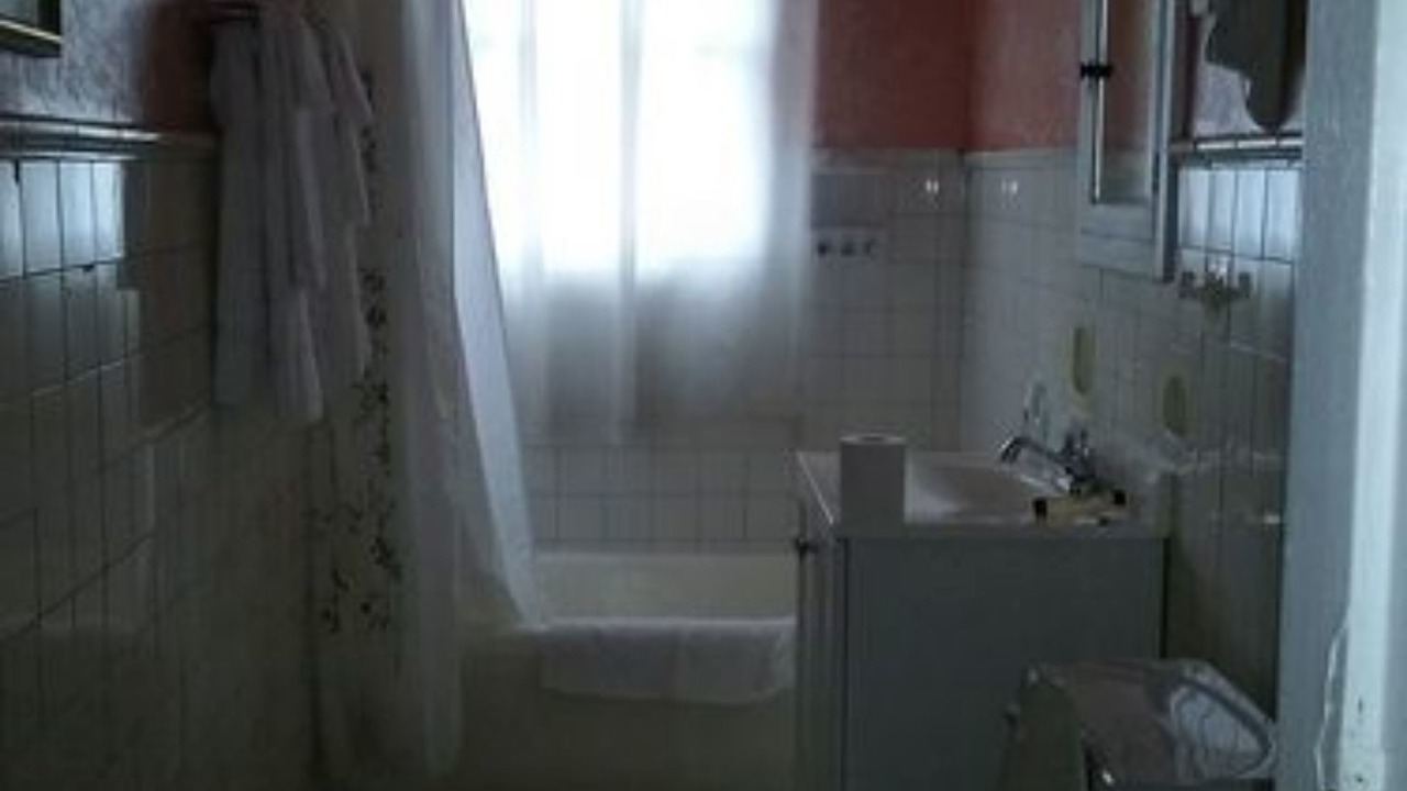Photo of Bathroom in Roselawn Finance