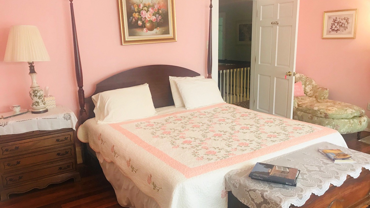 Photo of Bathroom in Roselawn Finance