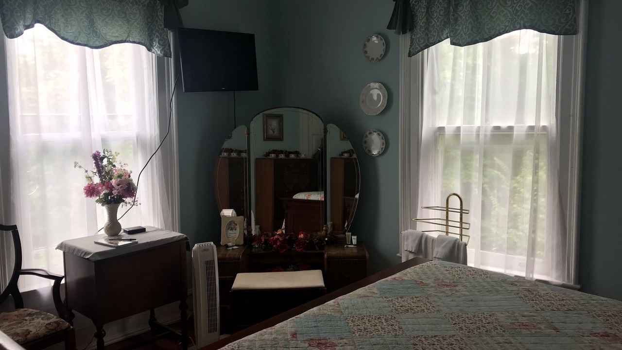 Photo of Bathroom in Roselawn Finance