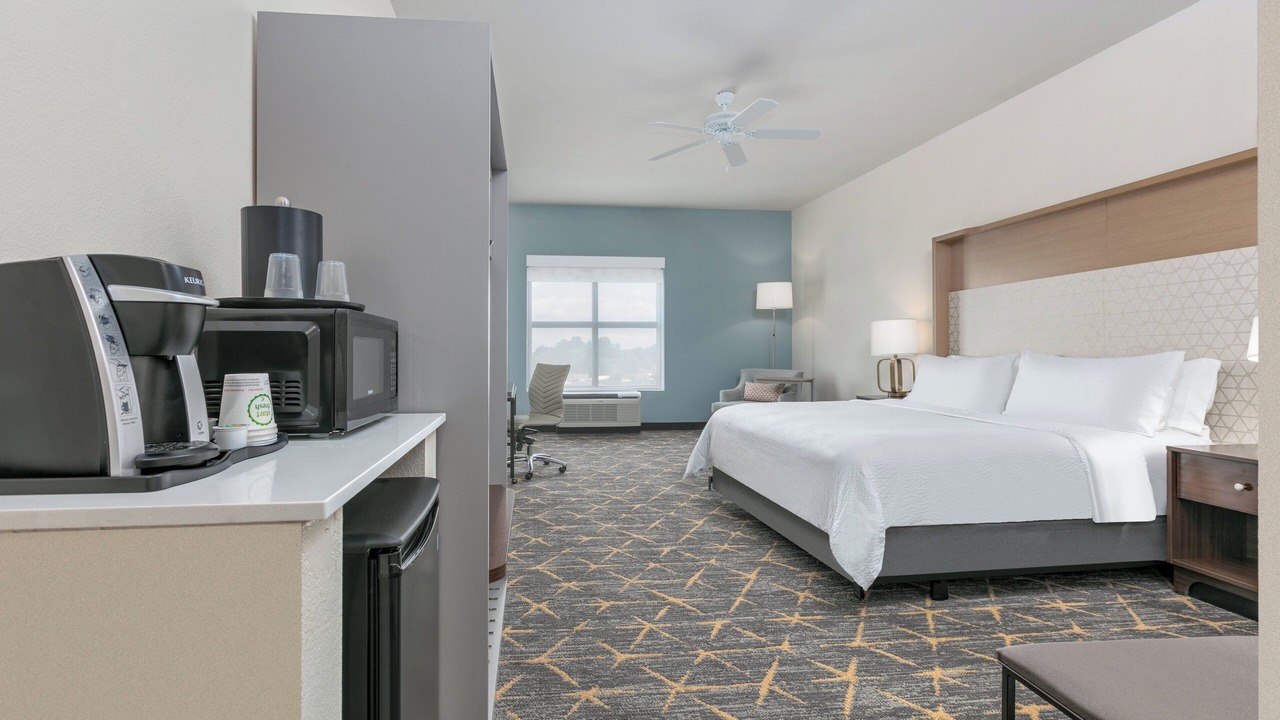 Photo of Bedroom in Bayou Cane