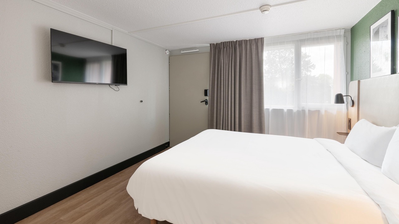 Photo of Bedroom in Epone