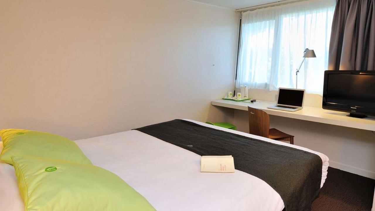 Photo of Bedroom in Plaisir