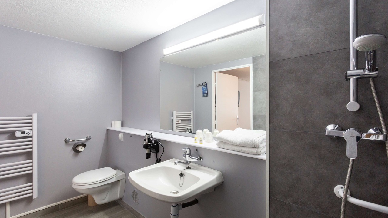 Photo of Bathroom in Issoudun