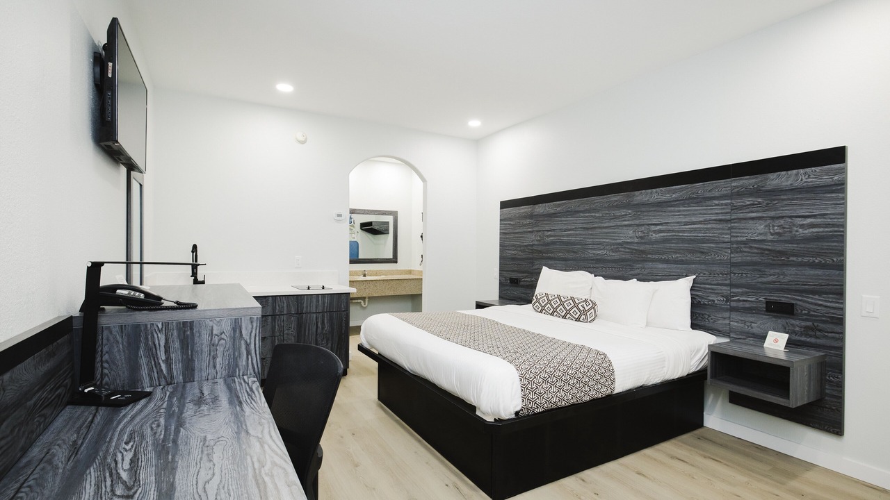 Photo of Bedroom in Deer Park