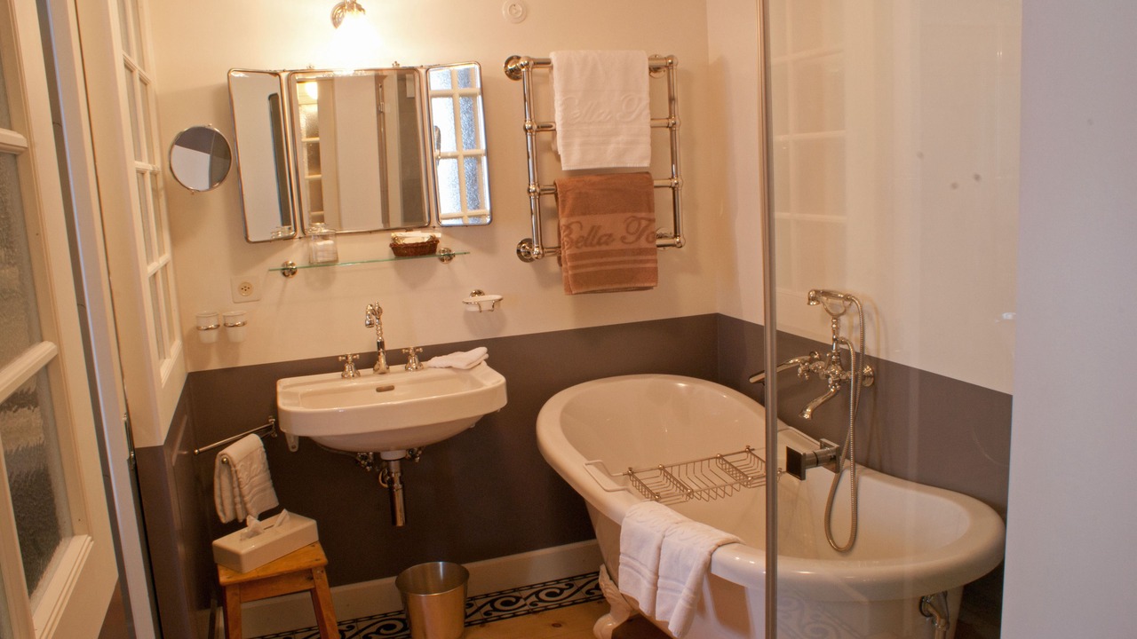 Photo of Bathroom in St. Luc