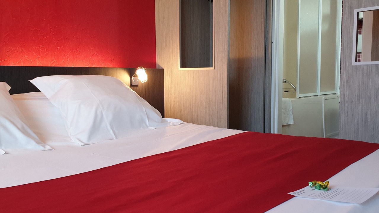Photo of Bedroom in Bois-Guillaume