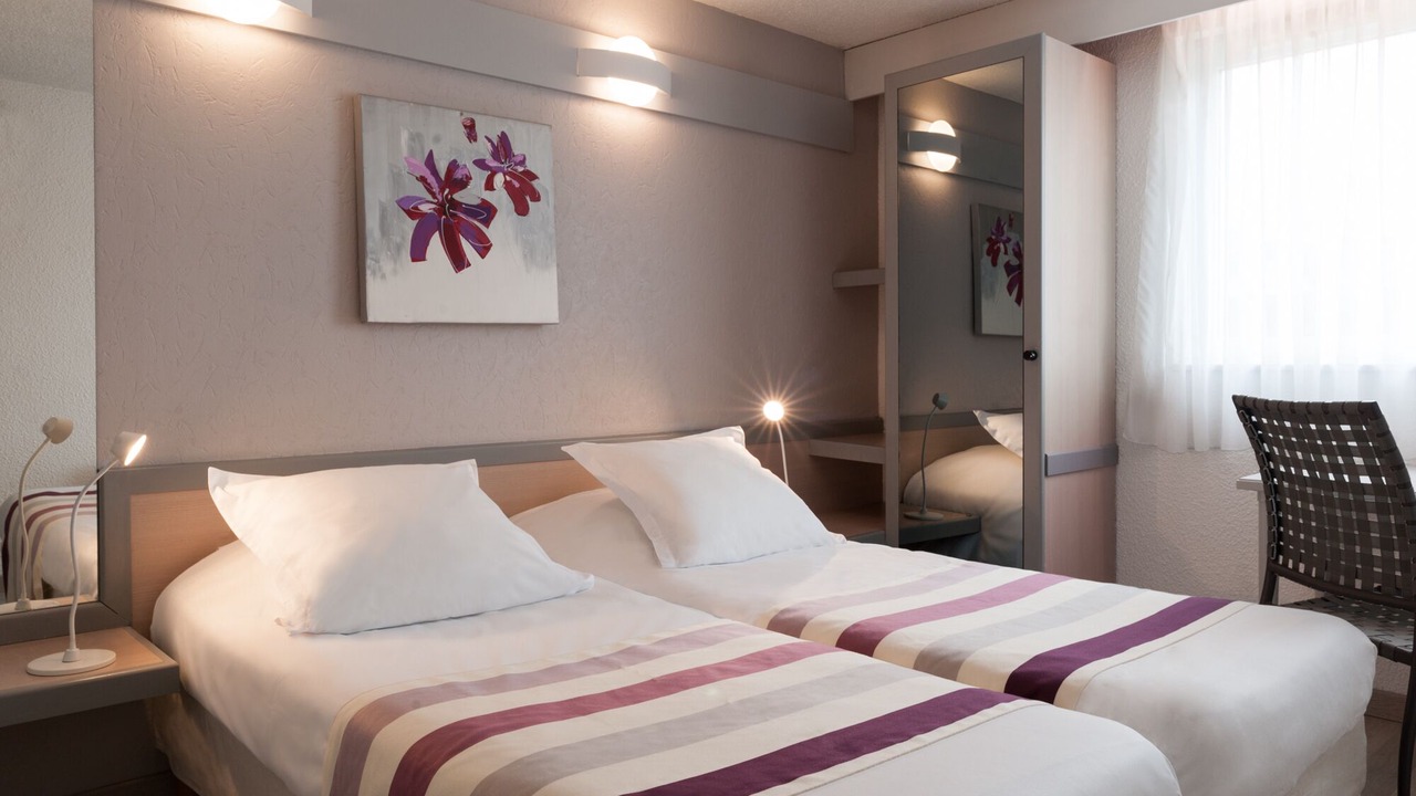 Photo of Bedroom in Bois-Guillaume
