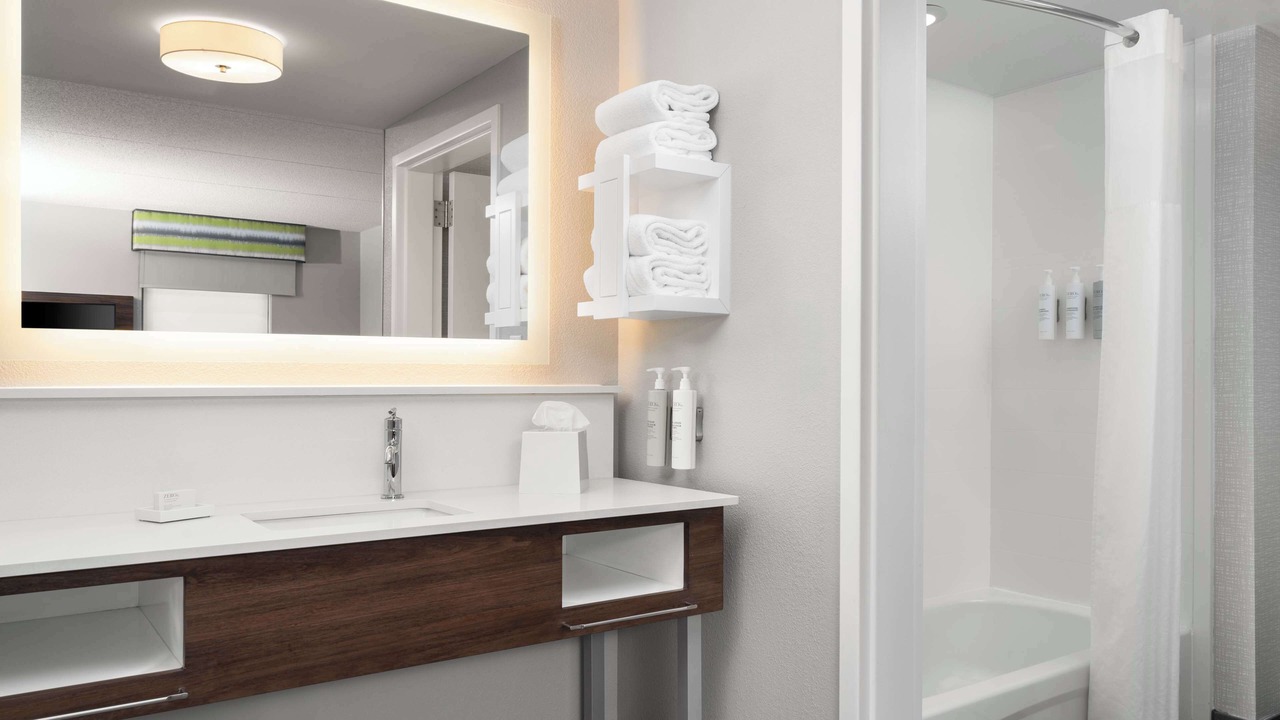 Photo of Bathroom in Pine Forest