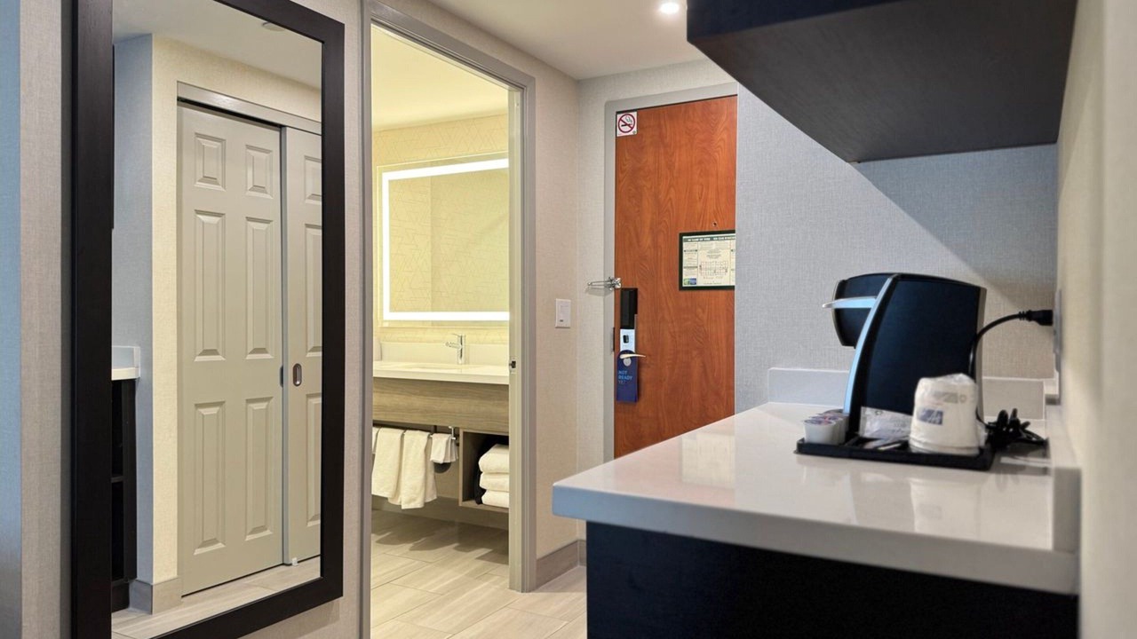 Photo of Bedroom in Airport Road Business Centre