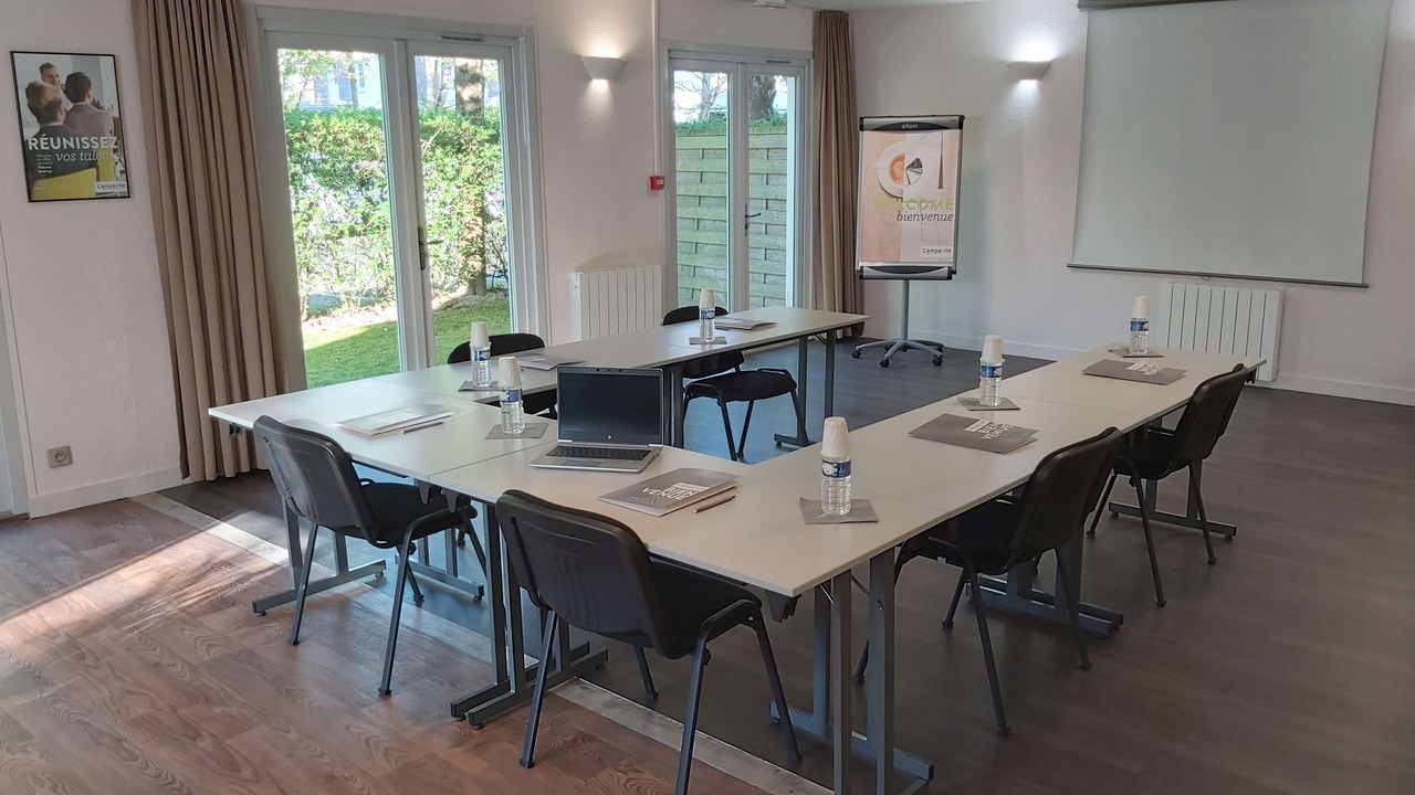 Photo of Others in Buc