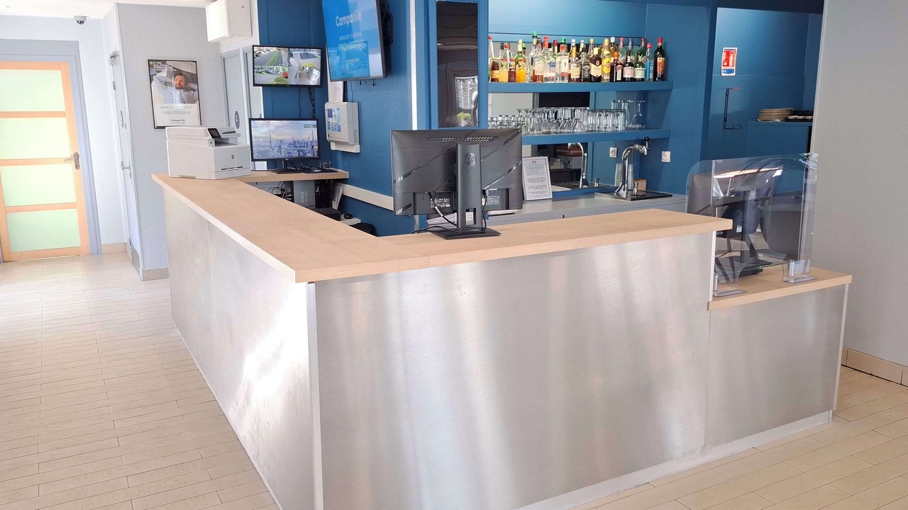 Photo of Others in Buc