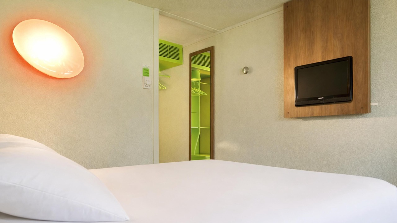 Photo of Bedroom in Petite-Foret