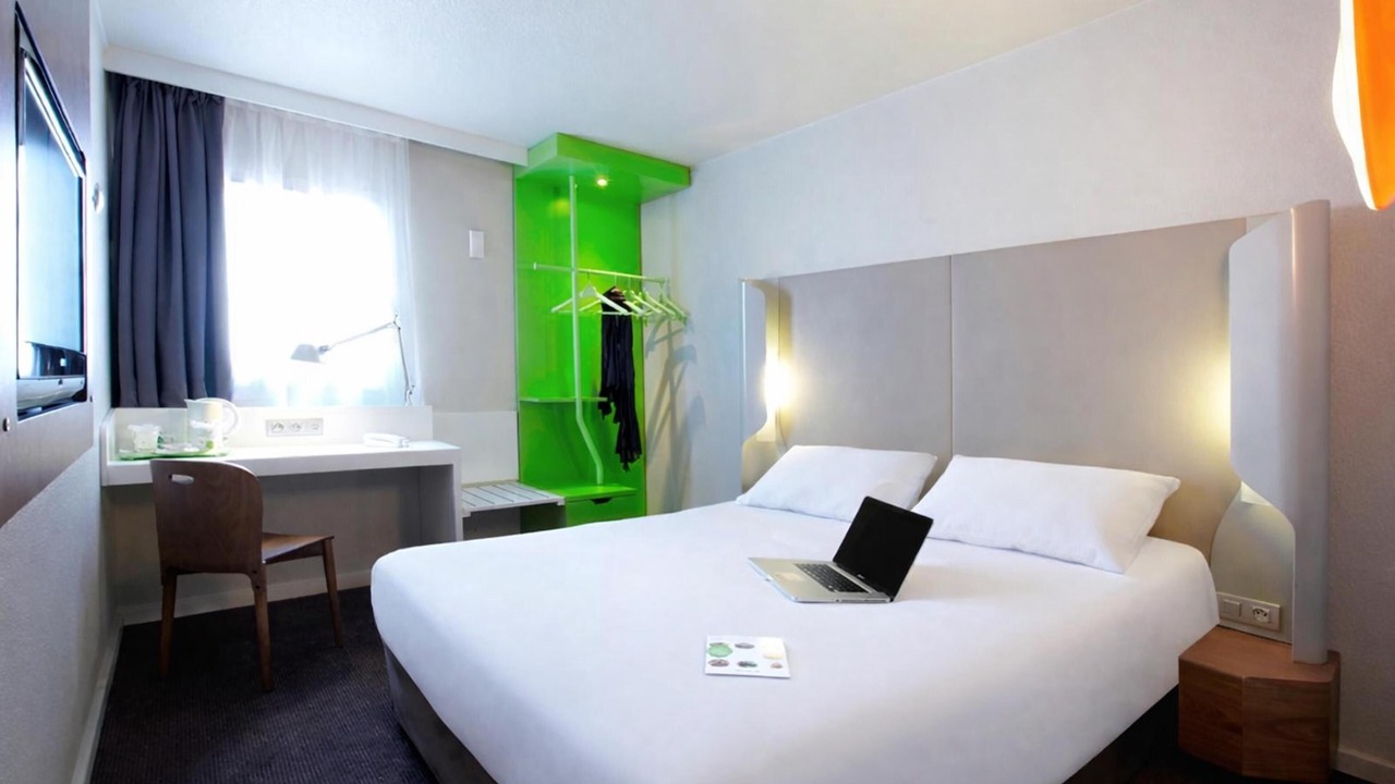Photo of Bedroom in Petite-Foret