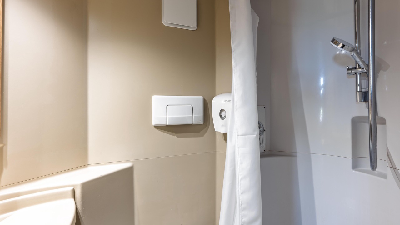 Photo of Bathroom in Petite-Foret