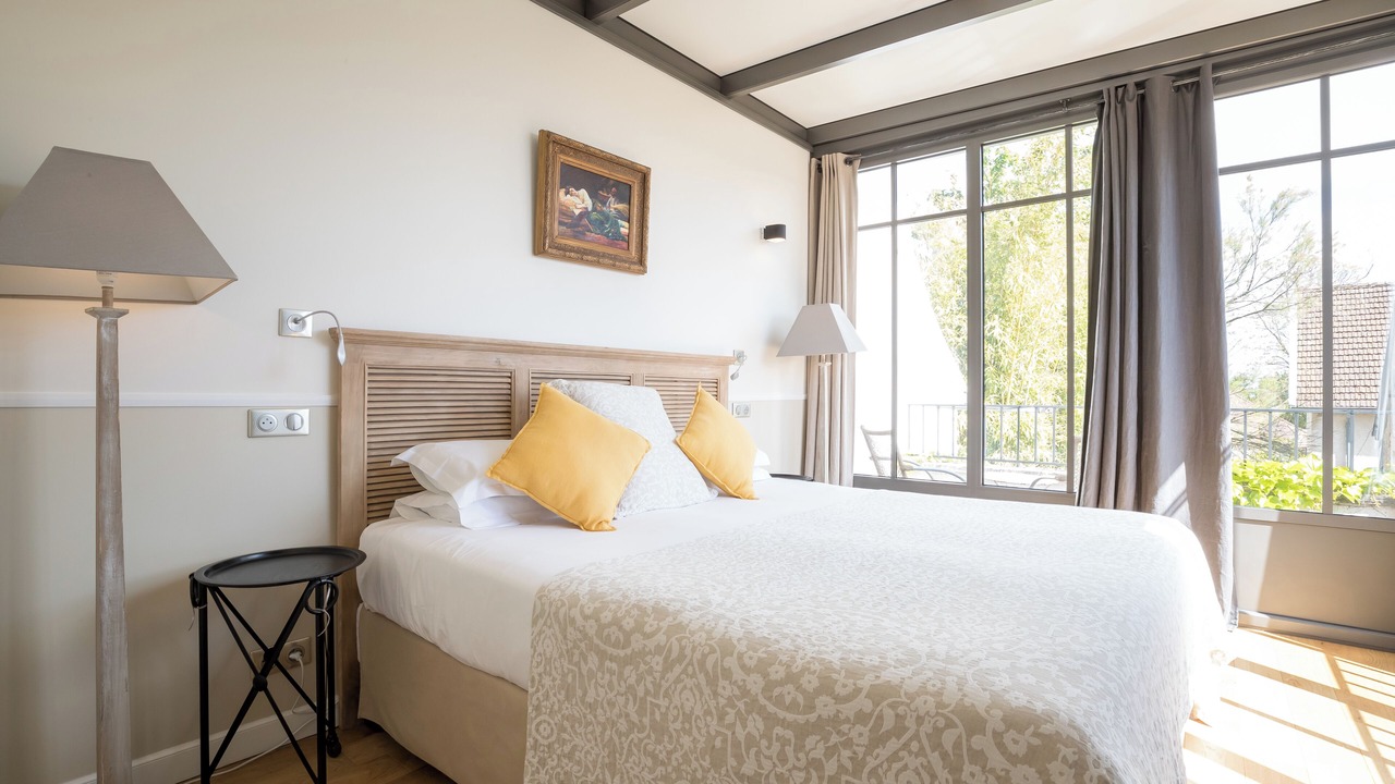 Photo of Bedroom in Aloxe-Corton