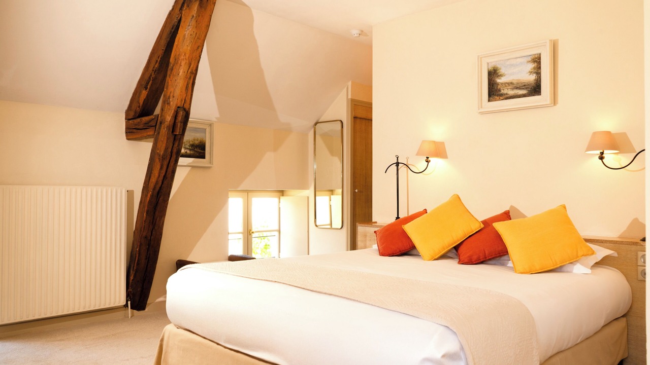 Photo of Bedroom in Aloxe-Corton