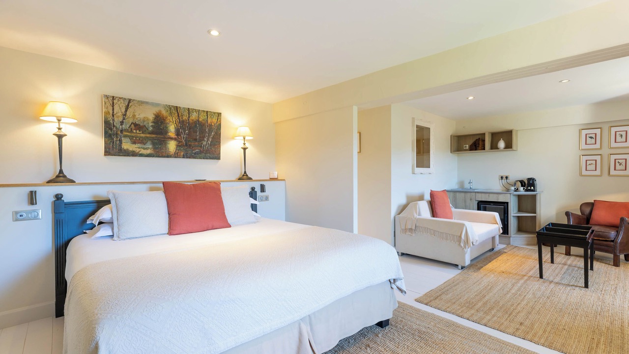 Photo of Bedroom in Aloxe-Corton