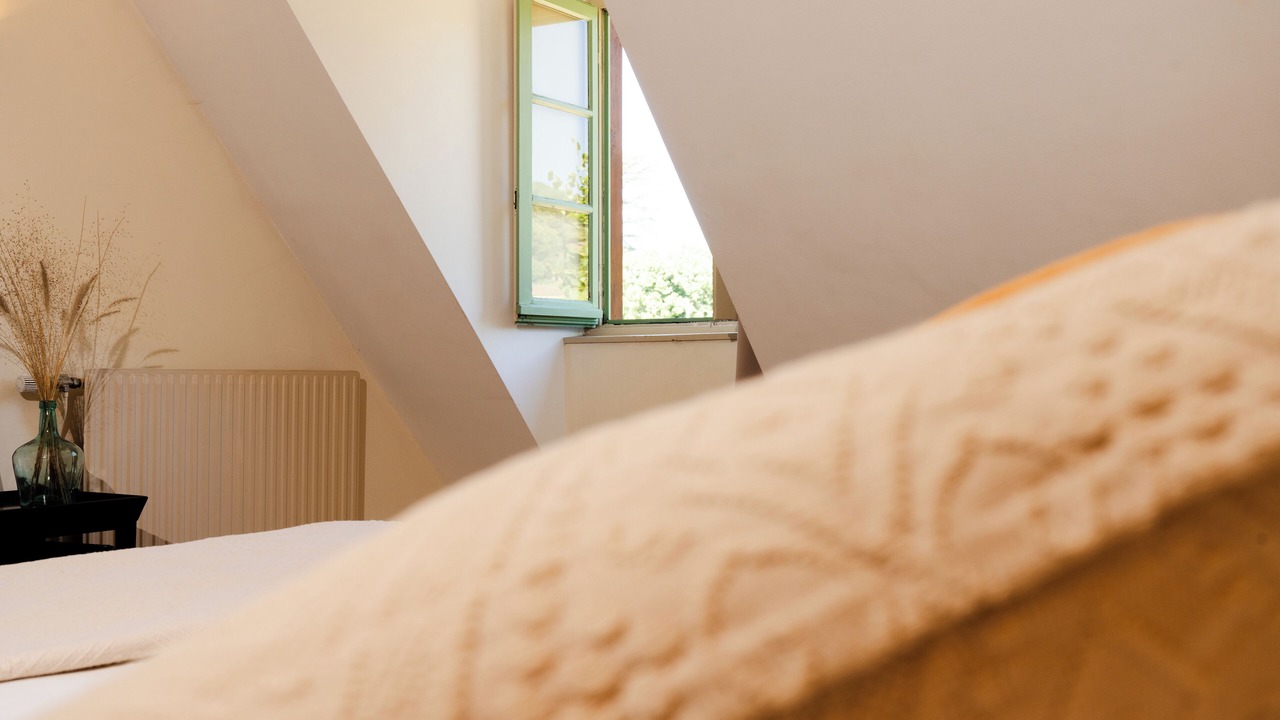 Photo of Bedroom in Aloxe-Corton