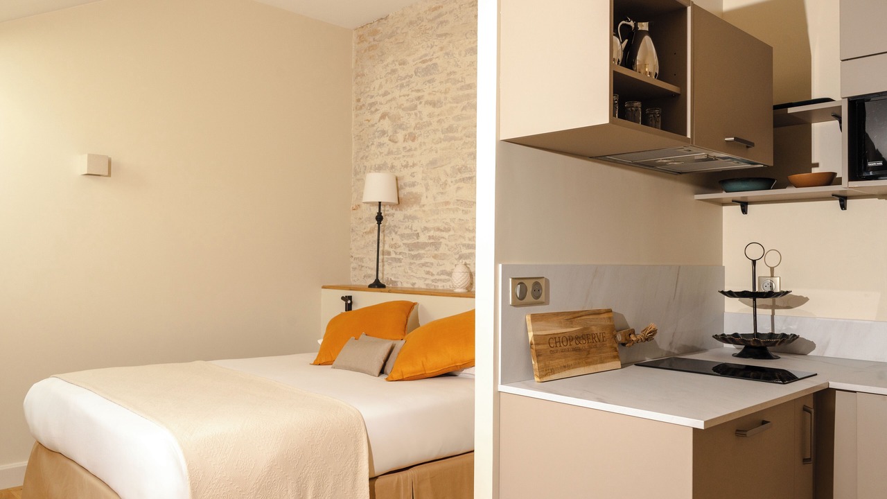 Photo of Others in Aloxe-Corton