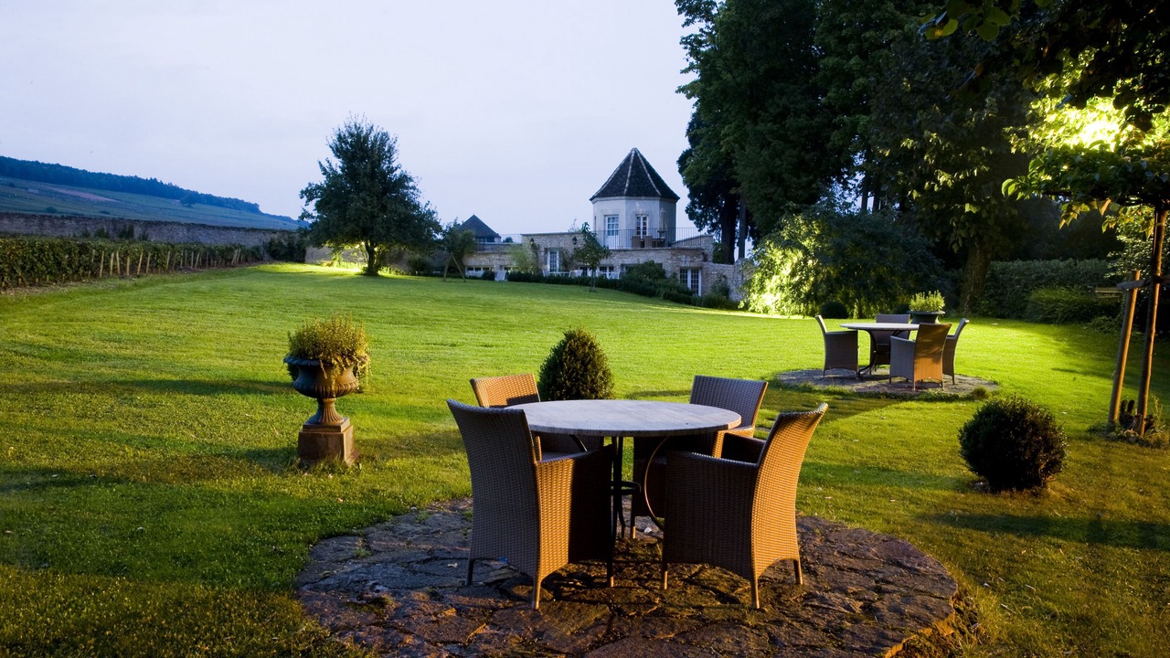 Photo of Patio Balcony in Aloxe-Corton