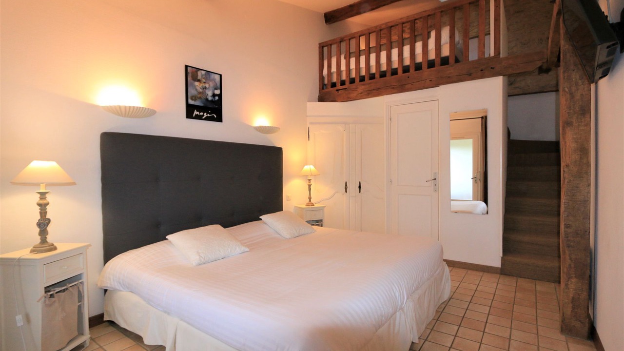 Photo of Bedroom in Meyrals