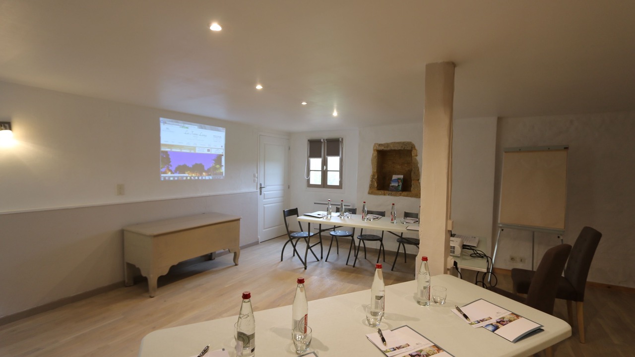 Photo of Others in Meyrals