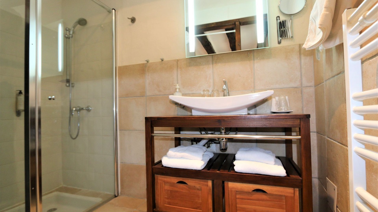 Photo of Bathroom in Meyrals