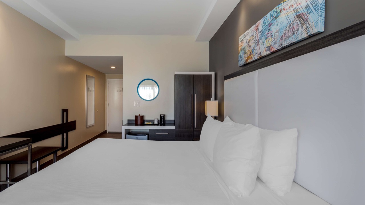 Photo of Bedroom in Sheepshead Bay