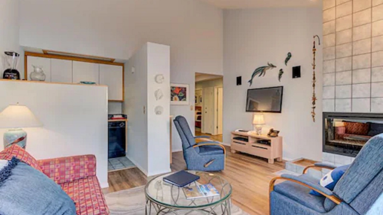 Photo of Others in Otter Rock