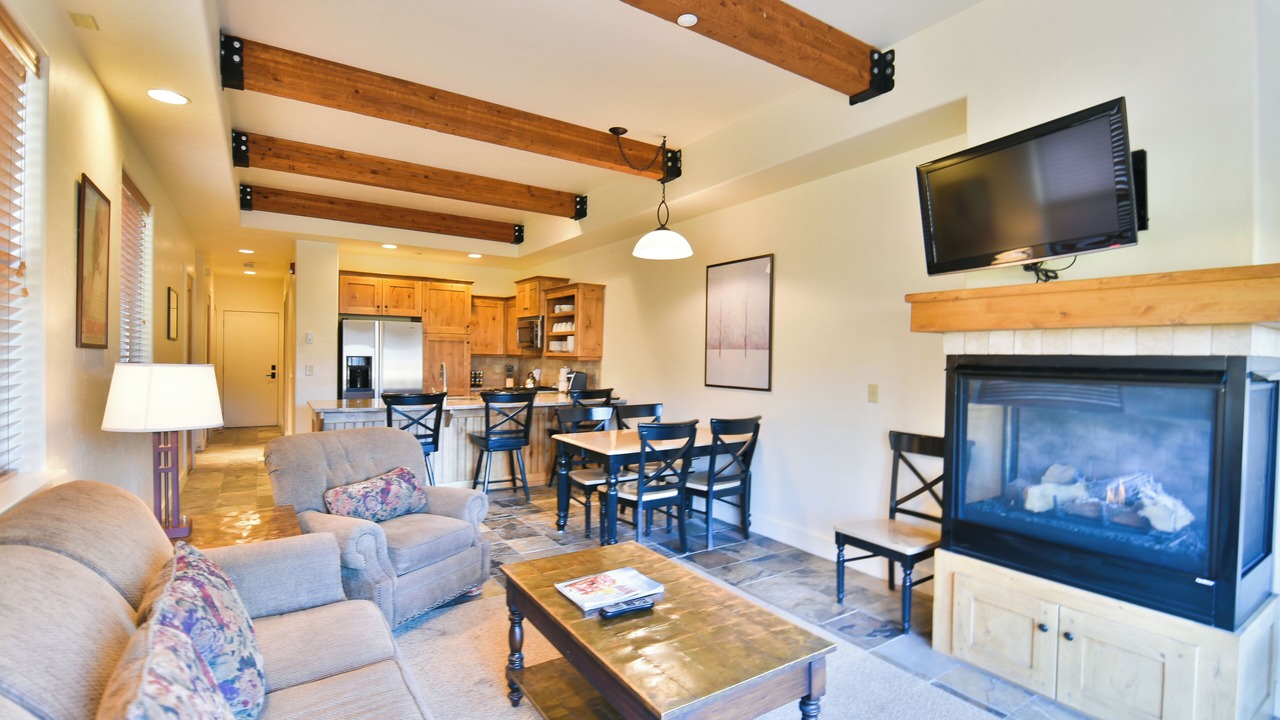 Photo of Livingroom in Kimball Junction