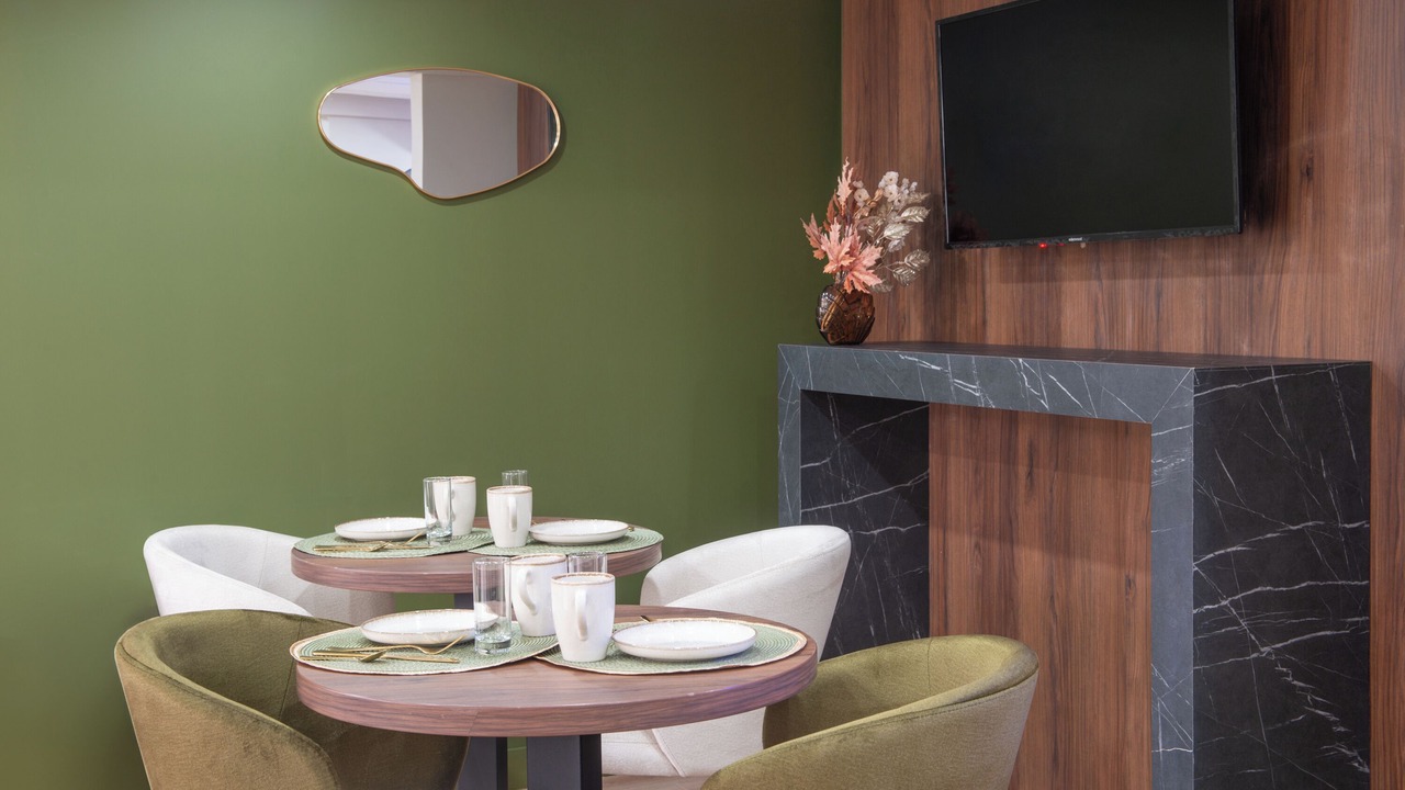 Photo of Others in Olivet