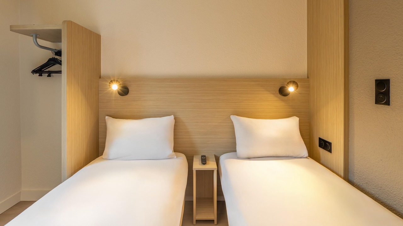 Photo of Bedroom in Saint-Thibault-des-Vignes