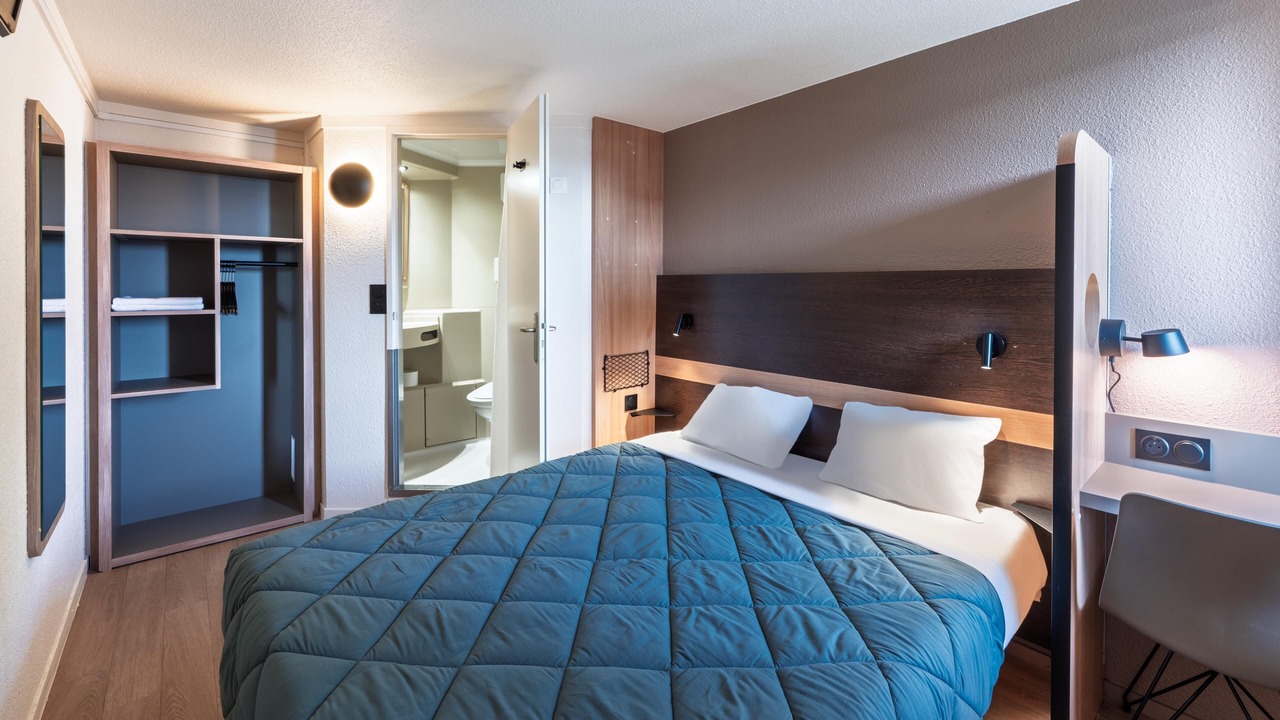 Photo of Bedroom in Dreux