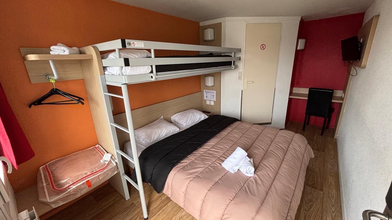 Photo of Bedroom in Fontenay-Tresigny