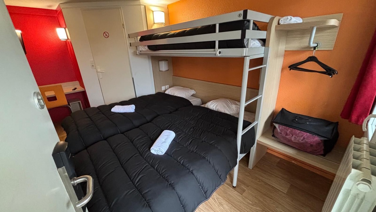 Photo of Bedroom in Fontenay-Tresigny